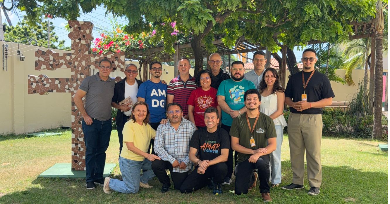 Representantes das obras do Núcleo Apostólico Fortaleza, Baturité e Russas reunidos no Centro MAGIS Inaciano da Juventude